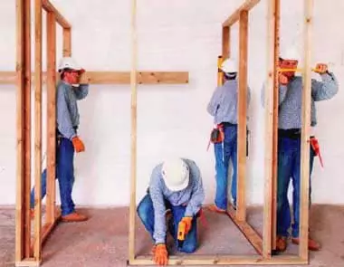 Как построить перегородки в деревянном доме своими руками 2