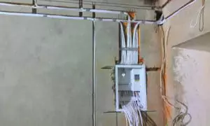 Как проложить электрику в доме своими руками 10