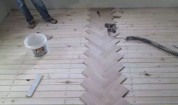 Как сделать ремонт полов в доме с деревянными перекрытиями своими руками 8