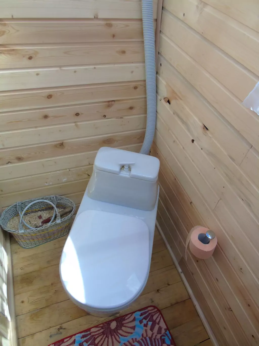 Как обустроить туалет на даче 87