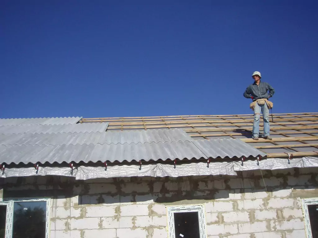 Односкатные крыши: особенности конструкции, виды и материалы 103