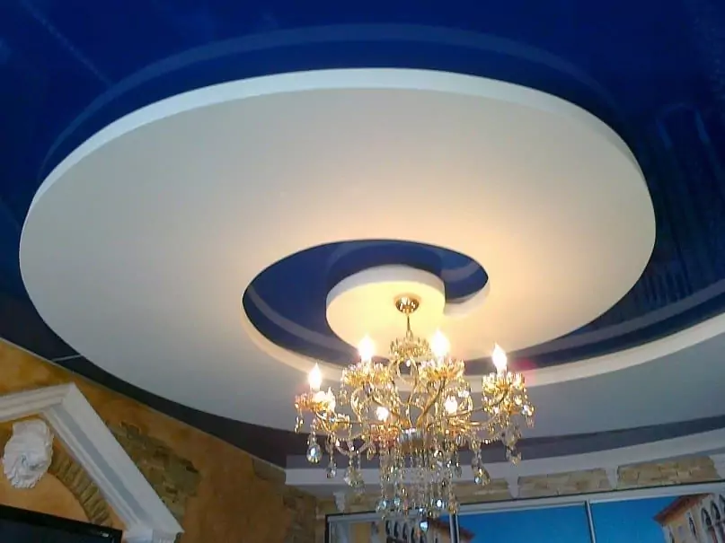 Двухуровневые потолки в дизайне интерьера 44